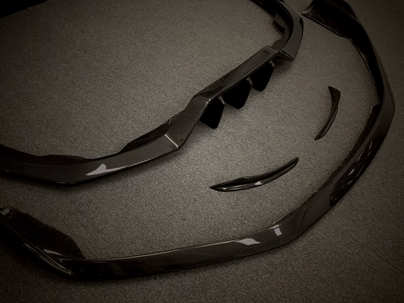 Selection of gloss carbon-fibre Porsche exterior components