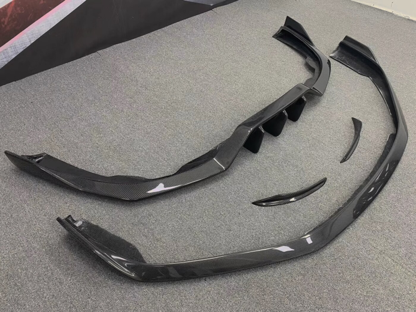 Selection of gloss carbon-fibre Porsche exterior components